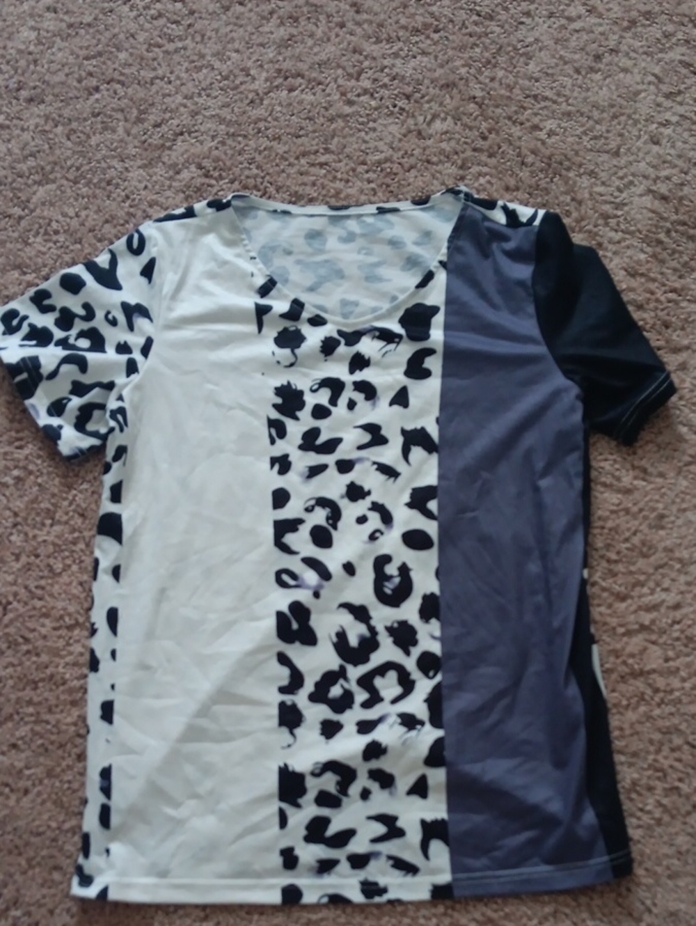 Women’s Black & White Leopard Panel Short Sleeve Top